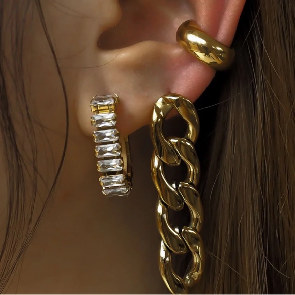 GP CZ hoop earrings - Picture 6 of 6